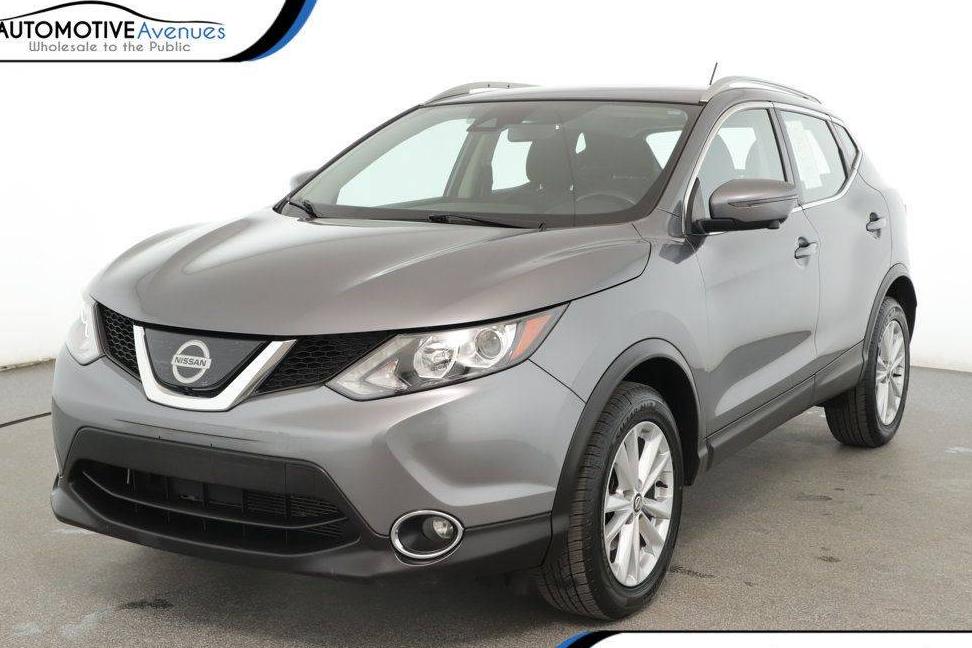 NISSAN ROGUE SPORT 2019 JN1BJ1CR2KW626397 image